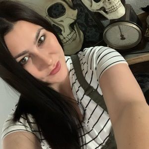 Meet your Posher, Veronica